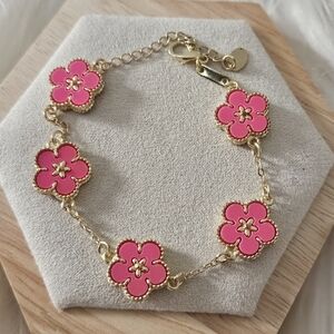 Clover bracelet